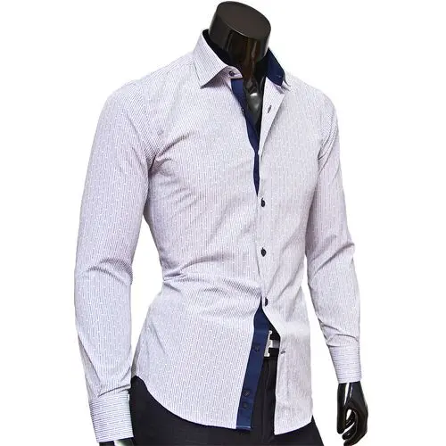 Приталенная рубашка под синий костюм фото