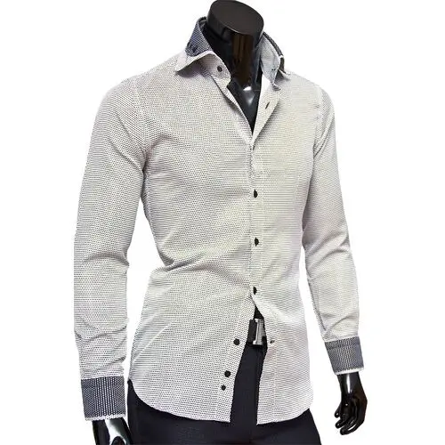 Светлая приталенная рубашка с двойным воротником фото