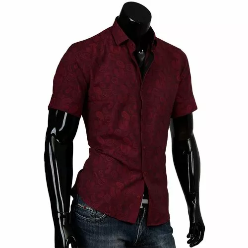 Бордовая рубашка с коротким рукавом в восточных огурцах фото