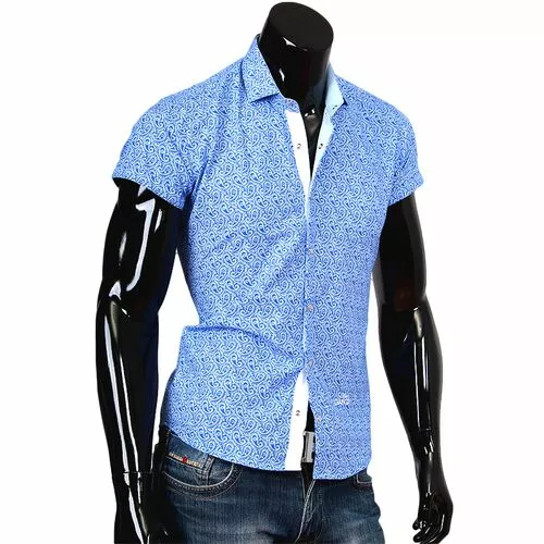 Голубая рубашка с коротким рукавом в белых огурцах фото