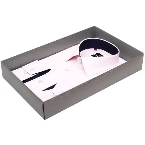 Однотонная приталенная мужская рубашка бледно-розового цвета