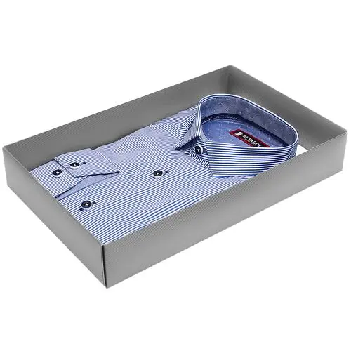 Строгая приталенная рубашка синего цвета в полоску