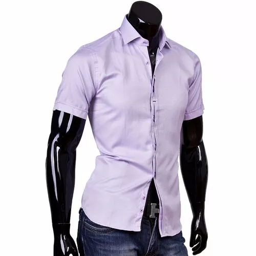 Сиреневая мужская рубашка с коротким рукавом и классическим воротником фото