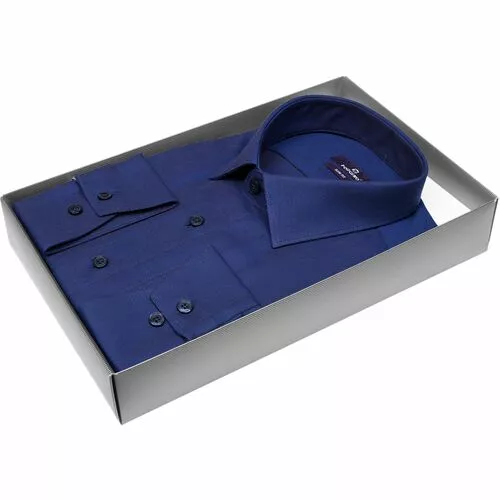 Темно-синяя приталенная мужская рубашка с длинными рукавами